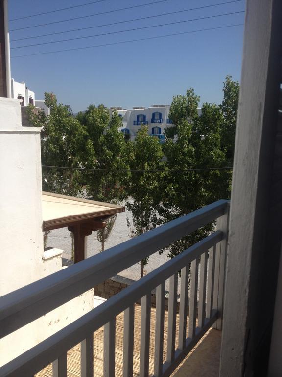 Depis Suites Naxos City Стая снимка