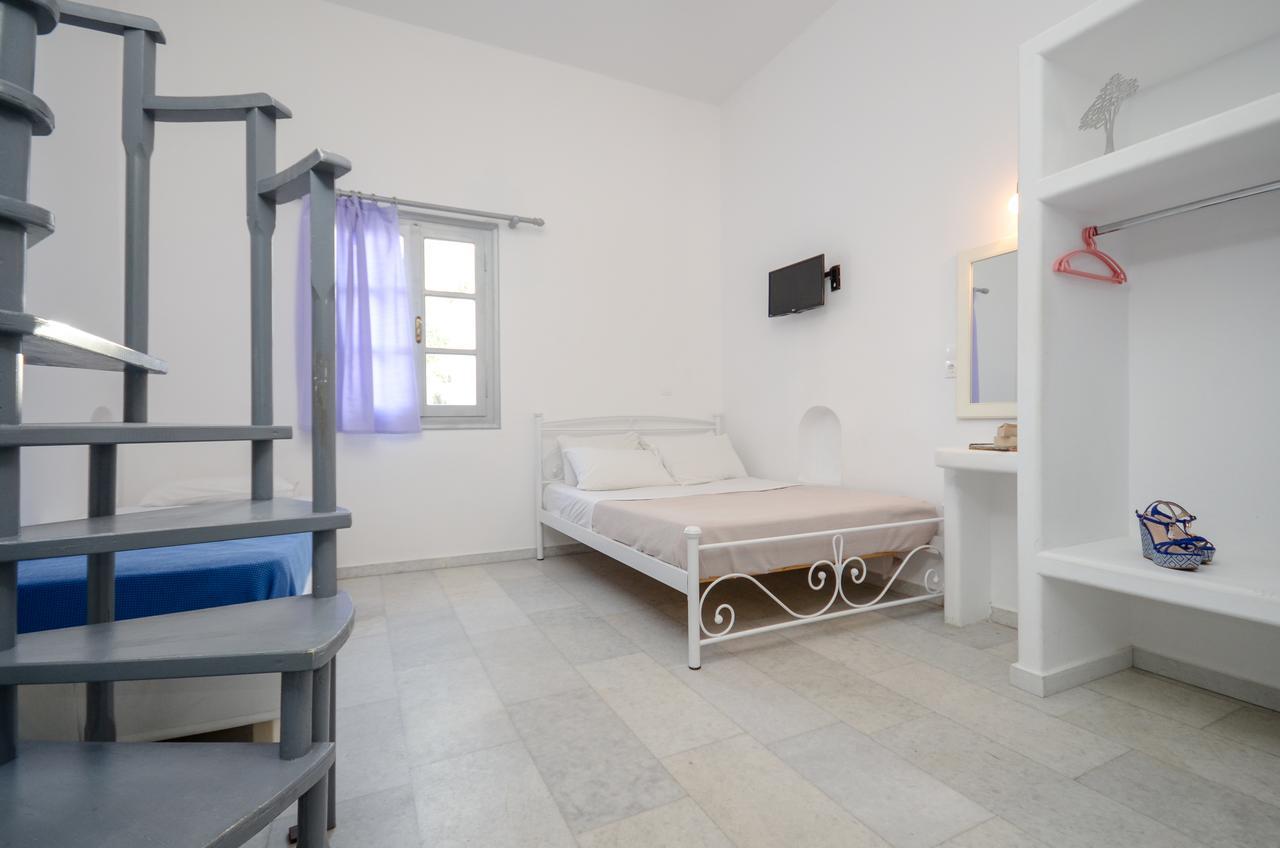 Depis Suites Naxos City Екстериор снимка