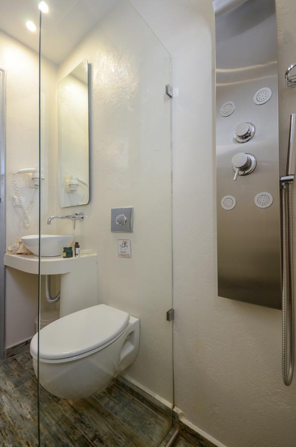Depis Suites Naxos City Екстериор снимка
