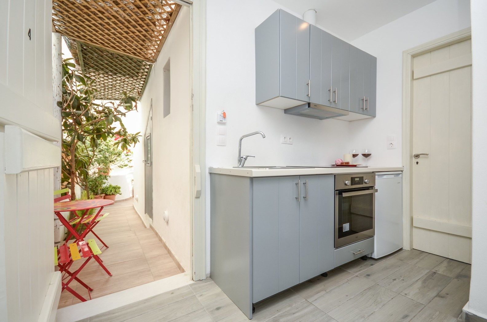 Depis Suites Naxos City Екстериор снимка