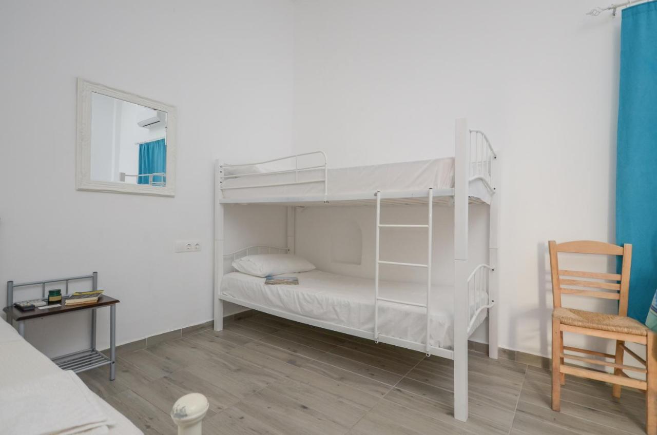 Depis Suites Naxos City Екстериор снимка